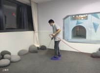 新换了地毯味道很大，甲醛超标了吗